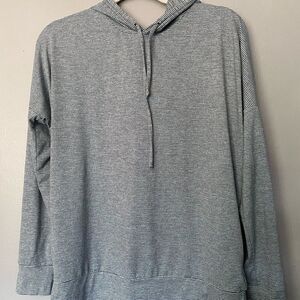 Skechers Hoody T-shirt Top Striped size medium